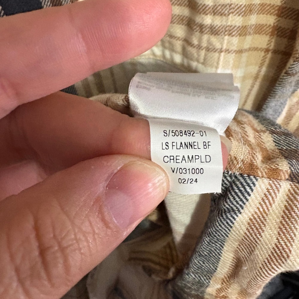 Old Navy The Boyfriend Shirt 3X Cream Plaid Flannel Button Down Long Sleeve Top - Picture 5 of 6